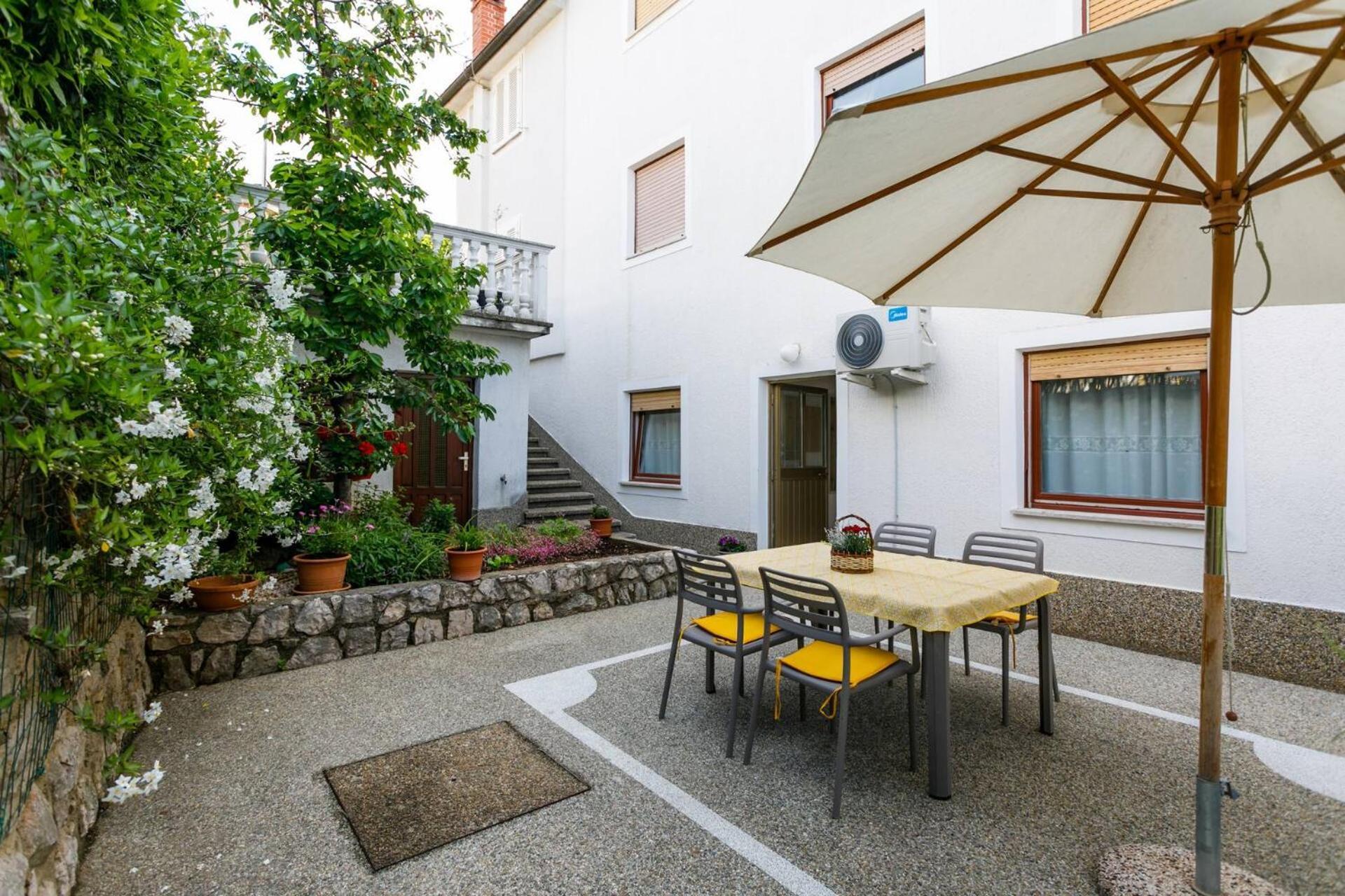 Apartments Paradiso Krk Town Exterior foto